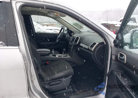 2013 Jeep Grand Cherokee Laredo from USA, damaged, VIN 1C4RJFAG6DC630774